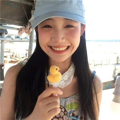 恐怖面纱封面